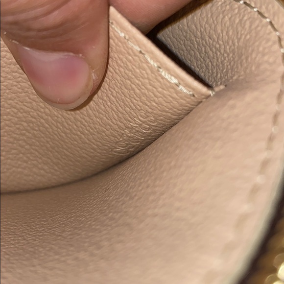 Sold 🎀Louis Vuitton game on collection cosmetic pouch - Picture 11 of 13